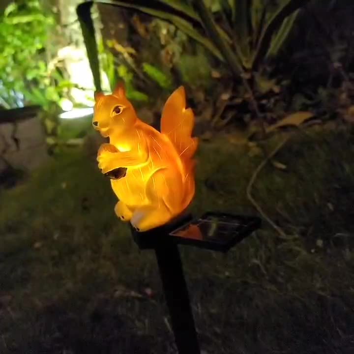 LED Solar Resin Squirrel Groun - đánh giá và giá Outdoor Lighting Ground Fixtures